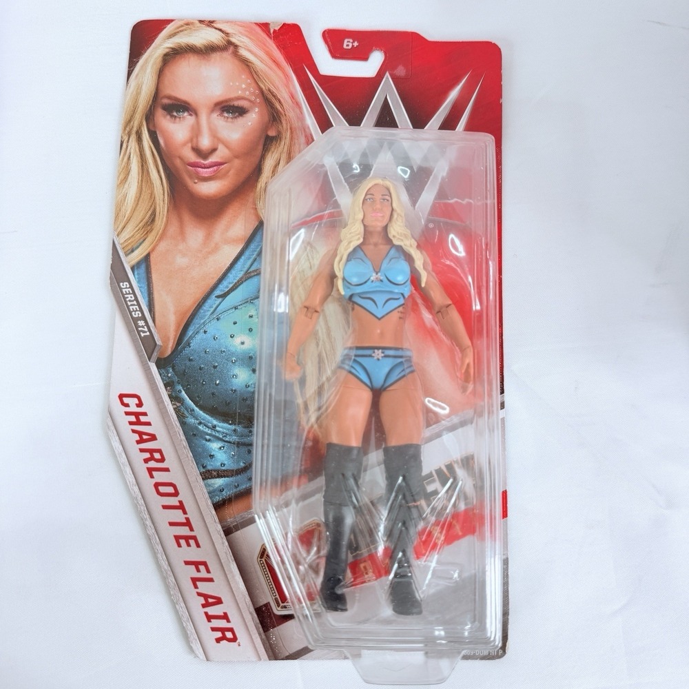 Charlotte‎ Flair WWE Women's Division Action Figure Mattel #71 2016